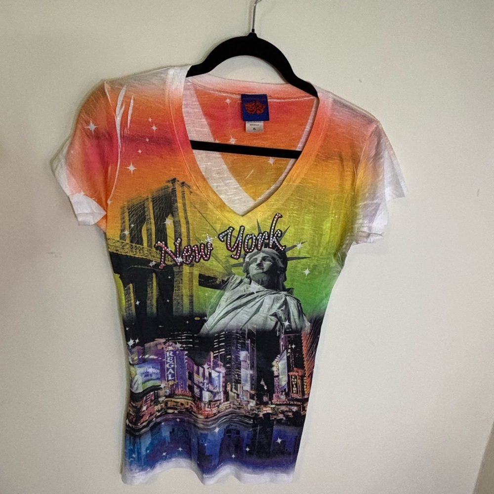 New York Rainbow V-Neck Graphic Tee - Multicolor
